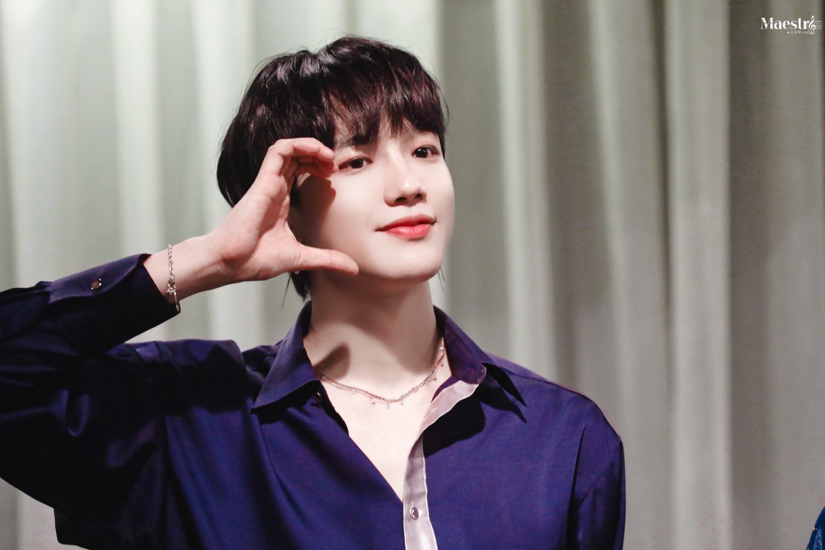 MAESTROLYM's tweet photo. #our_26th_xmas
#26th_해피_영민스마스
 #임영민 https://t.co/Viluqss03k