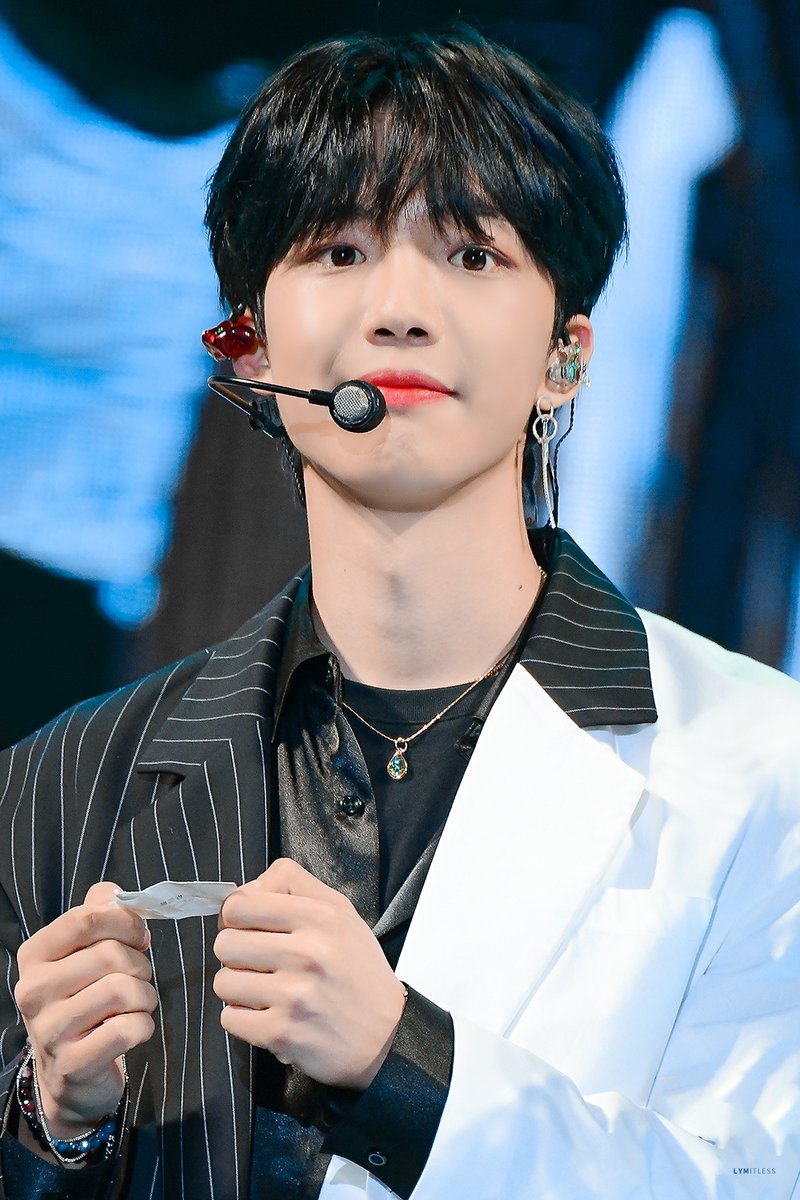 리미트리스 tweet media