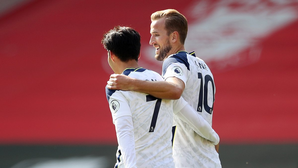 𝟭. 𝗦𝗧𝗔𝗬 𝗜𝗡 𝗧𝗢𝗨𝗖𝗛: Keep connected, like Sonny & Kane in 2020/21. - Talk to friends and family, either by text or phonecall - a friendly chat can make a big difference. Online games and quizzes are another great way to keep in touch. #THFC   #COYS