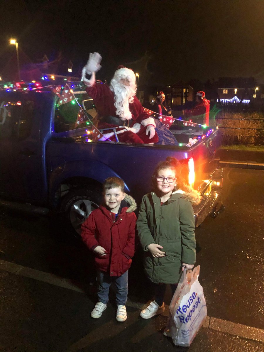 JtecComms's tweet image. Instead of providing gifts to customers &amp;amp; suppliers this year, we helped a local community group fund &amp;amp; deliver 103 presents to local children in Northampton. I also got to be Father Christmas for the night.🎅🎅🎅
#MerryChristmas2020.
@FibrePrime
@Grosvenor_LDN 
@JohnHenryGroup