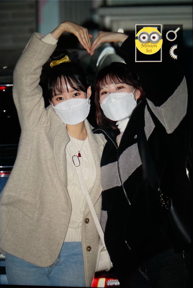 minionsei0107's tweet photo. 201224 프리뷰 

🎄🎁🎉🎊

#위키미키 #WekiMeki #세이 #sei #이서정  
@WekiMeki https://t.co/DmbYFayRtF