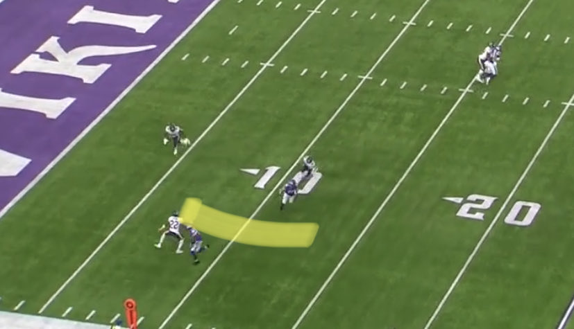 Shelley is getting picked on underneath a bit, but here Vildor bluffs press and drops, eyes on Kirk who I think I called Kurt before (too right), has his guy and underneath zone