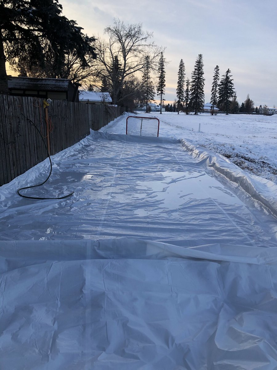 Mattstar37's tweet photo. @DarrenDreger started filling  the day Edmonton locked out hockey in November. https://t.co/8jA7YCeC3B