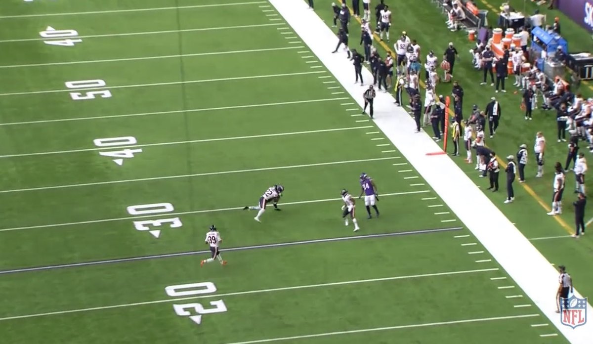 Here’s another view of the swim move...this is only completion Vildor allows in man coverage on the day so worth two tweets. Vildor makes the tackle.