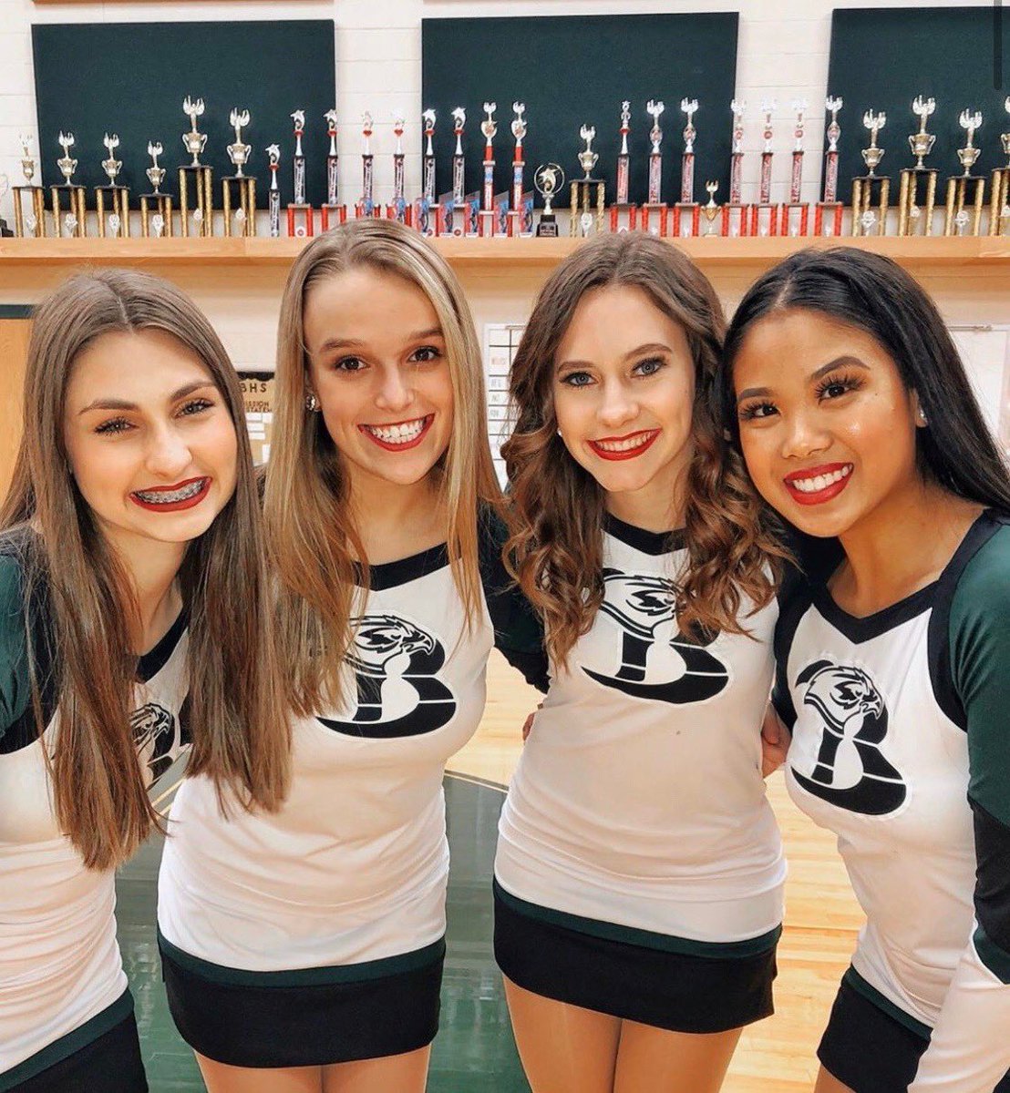 CCDancewear's tweet photo. Throwing it back to one of our favorite team photos from 2019! Be sure to tell your teammates how much you appreciate them! #spiritdefined #thankfulthursday 
📸: Birdville HS Golden Motion https://t.co/mG2avIzbtC