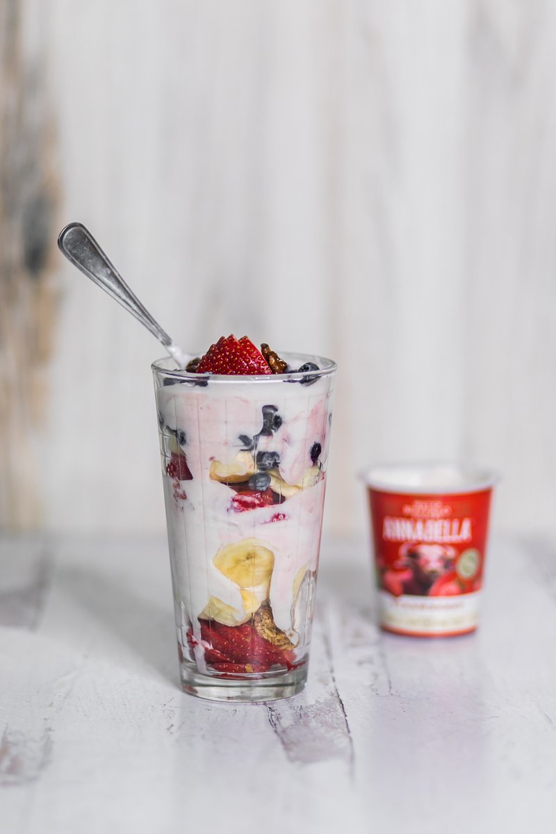 AnnabellaCream's tweet photo. Ditch the #dairy? There’s no need to. At Annabella, all of our #lowlactose products are crafted with #A2 Water Buffalo milk which is less allergenic than its A1 counterpart and more nutritious. So don’t ditch the dairy, simply switch to Annabella: https://t.co/HkK3lWVKqC. https://t.co/vWK8dYDcbk