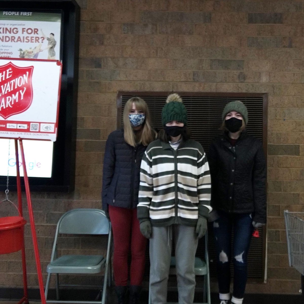 Salvation Army Bell Ringing! Merry Christmas 🎄