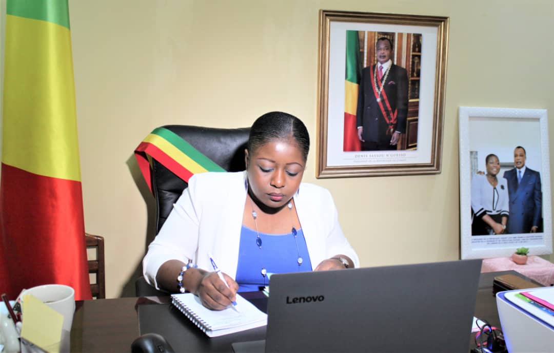 DoukagaDestine1's tweet photo. Adoption en conseil des ministres du projet de loi portant institution du Corps des Jeunes Volontaires du Congo #CJVC ce 24 décembre 2020. Cap sur le parlement désormais.
Merci au PR @SassouCG et au PM pour leur intérêt aux questions de jeunesse.
#MJEC.
https://t.co/82q3wIsZMN https://t.co/ylUMT0YAHa