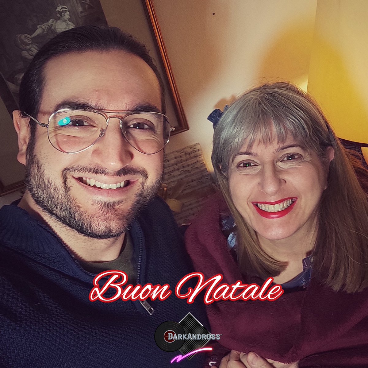 DarkAndross's tweet photo. Buon Natale a tutti voi croccanti! Da DarkAndross e DarkMamma ❤️ Siete belli ❤️ --

#croccante https://t.co/AKin2DGlxd