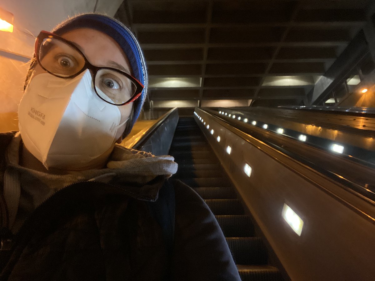 iamevltwin's tweet photo. And that's where the story ends! 26.45 miles complete!
Well not quite - I still need to get home and Georgetown famously has no Metro station so I need to walk another mile across the bridge back to Rosslyn 😩 This is my 'I'm done' face.
#Marathon4codebreakers
#DFIRFit https://t.co/MNiUr0k31l