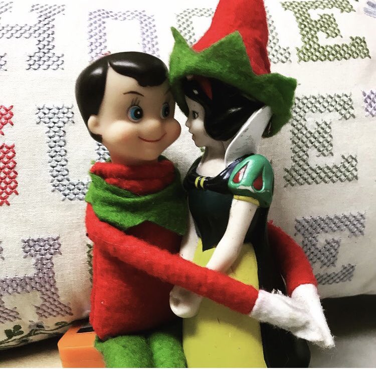 WelfareCat's tweet photo. Our Elf on the Shelf has made it home to be reunited with his loved one in time for Christmas 🎄 
#elfontheshelf #together #christmas #homeforchristmas #christmaseve #staysafe #tier4 https://t.co/IcEwSw3AYp