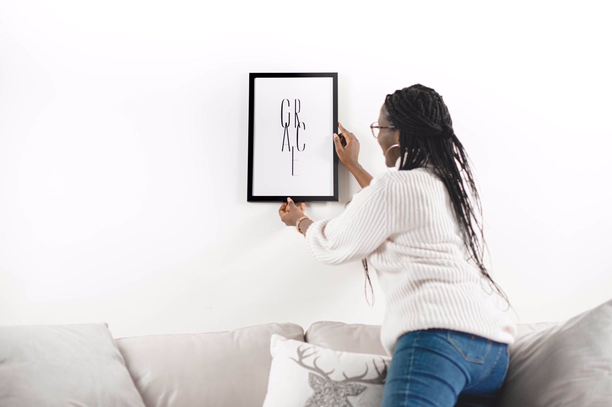 ssolace_scripts's tweet photo. If you’re feeling in the decorating mood, the 11x17 frames are a great addition to an empty wall! 
https://t.co/JS8bwowmce 

#BlackOwnedBusiness https://t.co/zEPZYlnLol