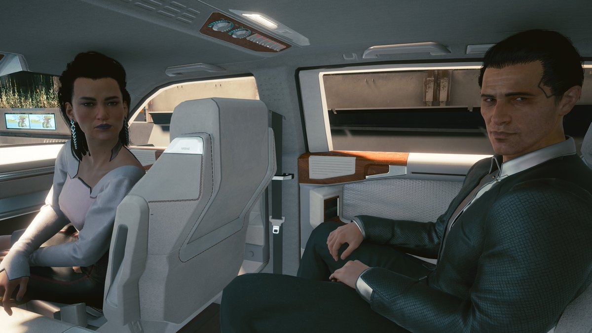 4/ I really can't stress just how much I enjoyed chatting with people, learning about their lives, how shitty Night City was, and what makes them tick. The quest variety was just damn good. Lots of twists and turns, some made me laugh, some had me in suspense, and others were