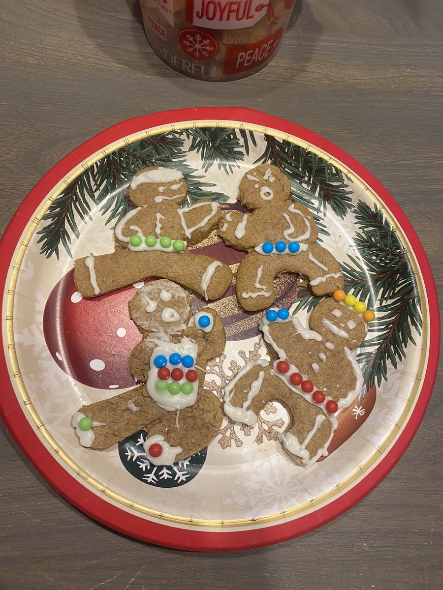 buchanans77's tweet photo. It’s a #ninjabread christmas at our house! Merry Christmas Eve to all! https://t.co/Pc2l5lEAUL