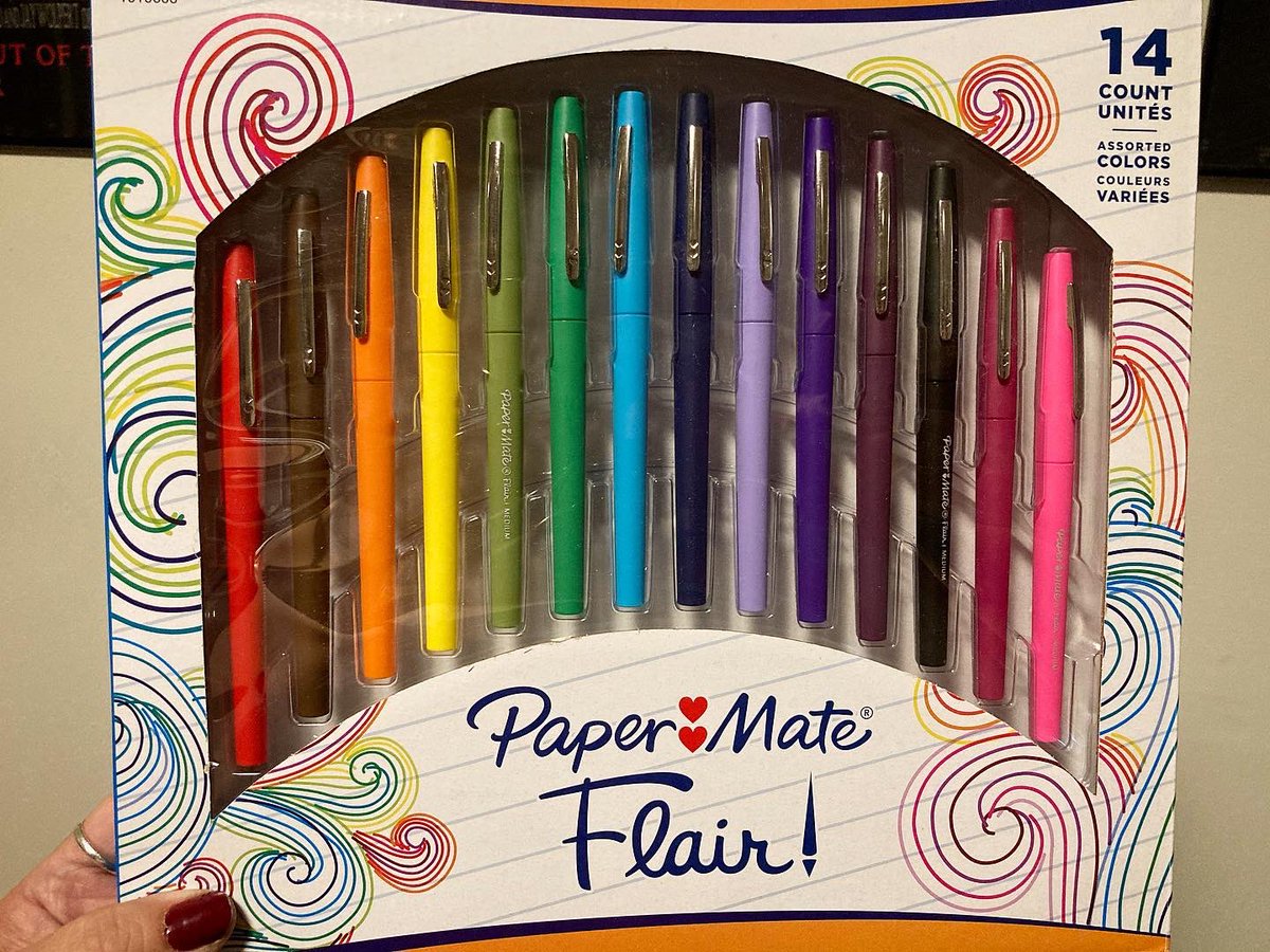 GermanCityGirl's tweet photo. Life is too short not to use @PaperMate pens! #flair #inkjoy #rainbow https://t.co/3z0ykD9v1z https://t.co/zkINwJw4Mf