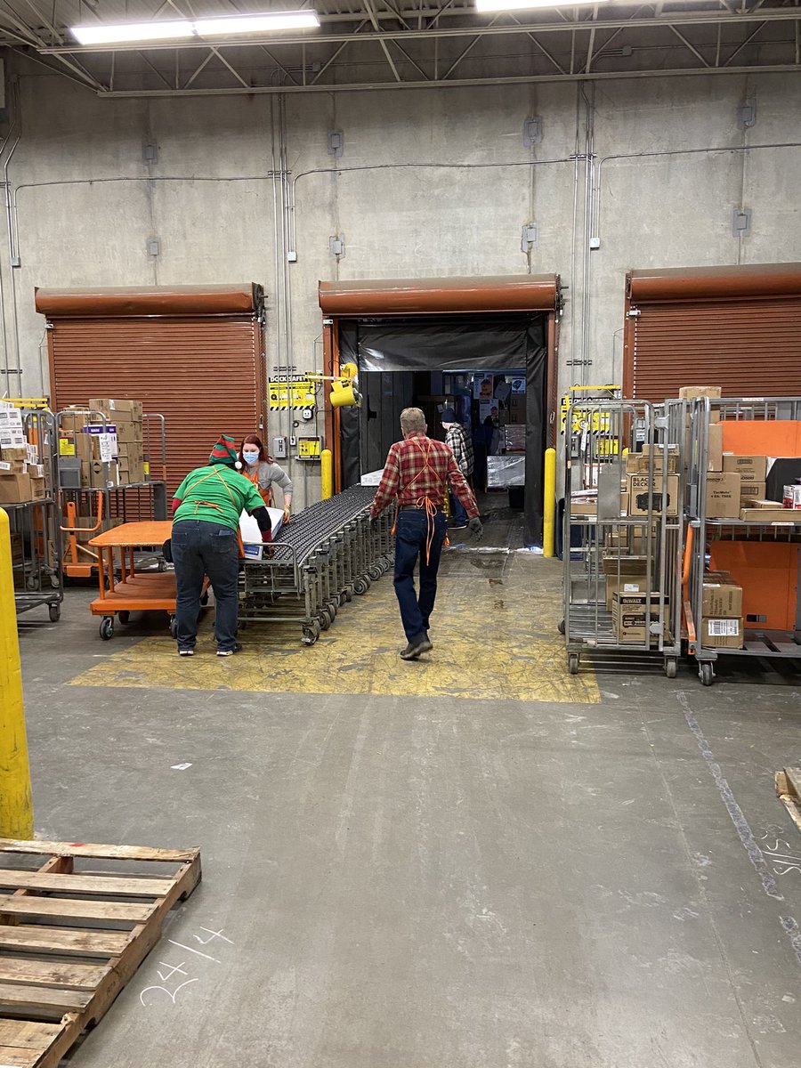 Day Team’s Holiday gift to our awesome Freight Team. Smart Sort✅ <a href="/BrendaH36992250/">Brenda Hoffman</a> @marienessTHD