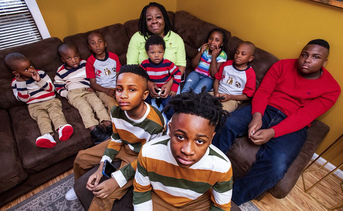 aldotcom's tweet photo. This will mark the third Christmas that Donna Calloway’s children have spent without her.
The Alabama mother has been missing since June 2018. The probe into her disappearance has ramped up, but the years-long delay is unforgivable, her sister says. https://t.co/E0FMeQI0N4 https://t.co/BehlP6KxqA