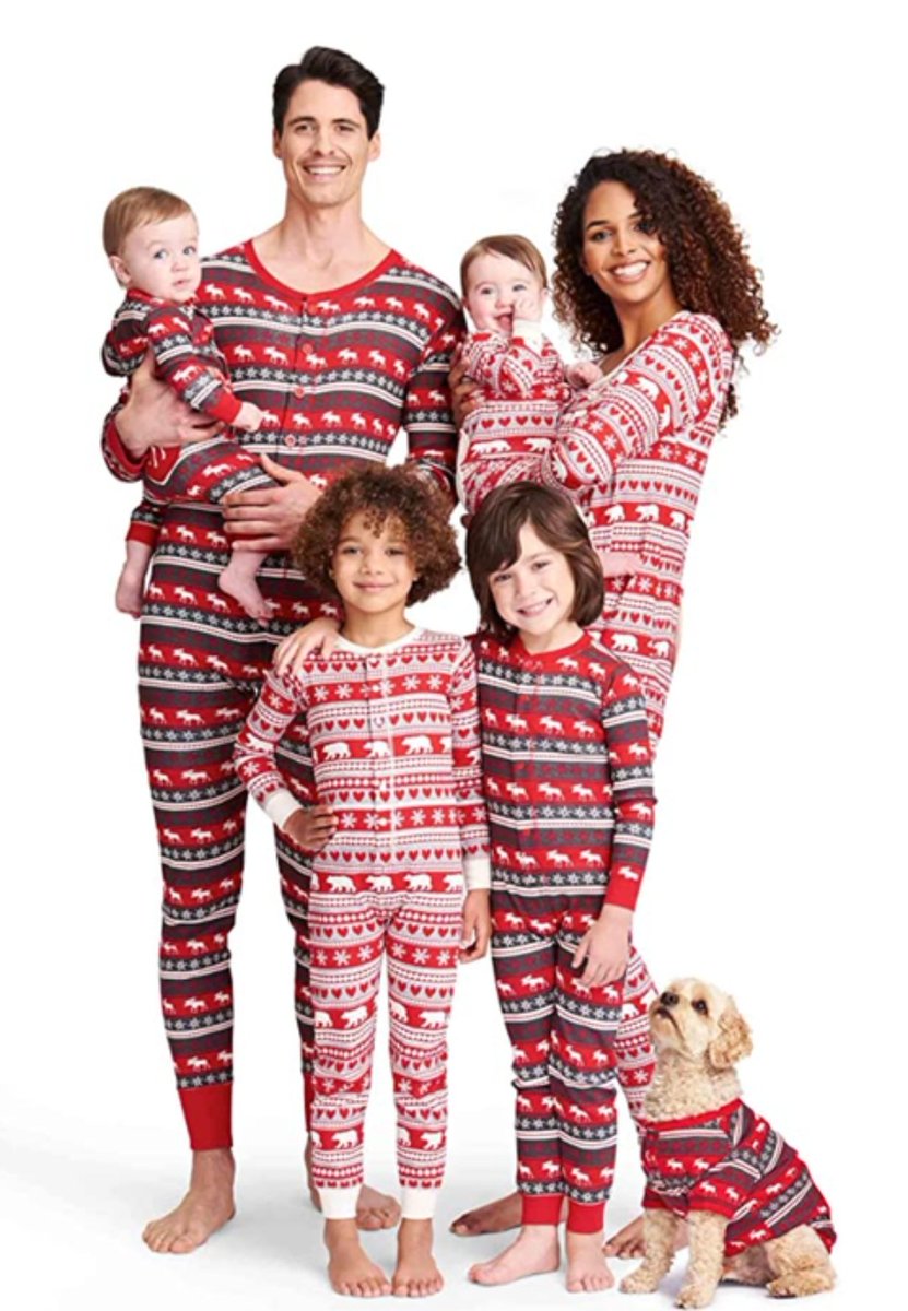 MartColl1's tweet photo. 24. Matching Family PJs 

Beyond words.  

Absolute shower of shite. 

#FestiveFrauds https://t.co/Q7tAQVmVi6