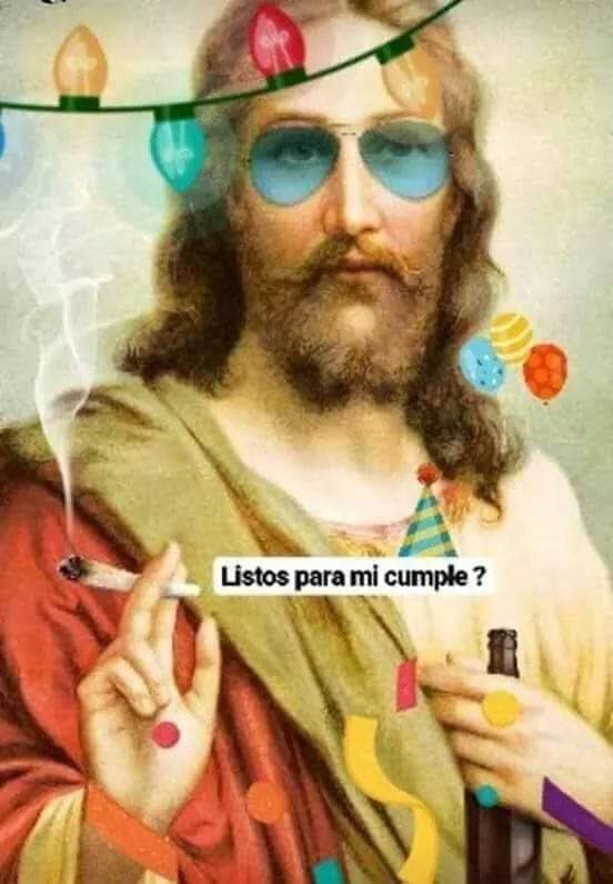 MeseLegend's tweet photo. Que paséis una buena noche dentro de lo complicado que ha sido este año y las restricciones. Lo que nunca podrán quitarnos es el humor, recordar eso siempre. #nochebuena2020 #FelizNavidad #freelaugh #LOLeverywhere https://t.co/OFaEBnl9oK