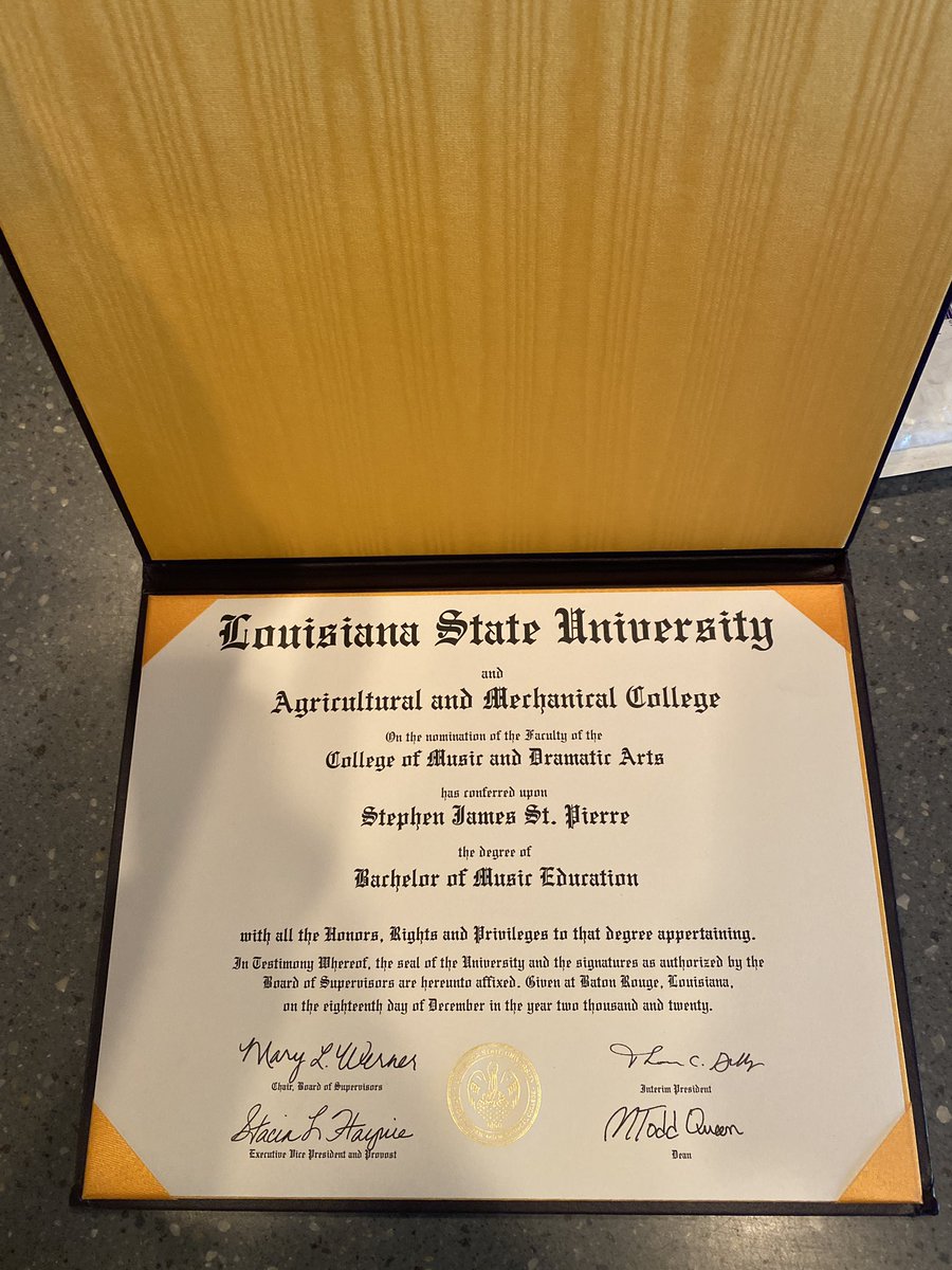 Stephen_St_P's tweet photo. Christmas came a day early this year! 

#LSU2020 https://t.co/QasUfzDk1l