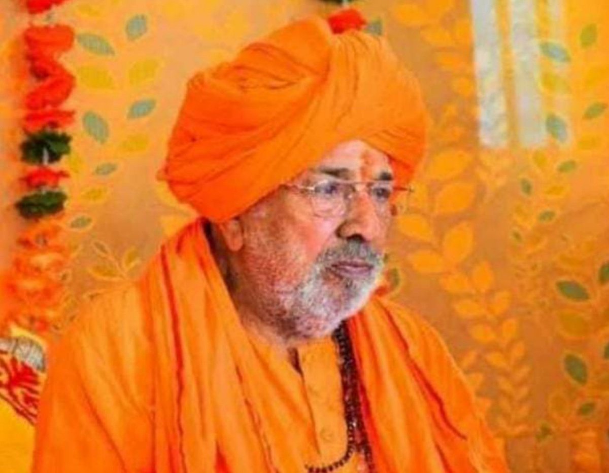 Nitinbhai_Patel's tweet photo. વાળીના��� ધામ - તરભ રબારી સમાજની ગુરુગાદીના પુજ્ય મહંત બળદેવગીરી મહારાજશ્રી દેવલોક પામ્યાં છે તે લાખો ભક્તો માટે દુઃખદ સમાચાર છે. સ્વર્ગસ્થ બળદેવગીરી મહારાજશ્રીને શત શત પ્રણામ સાથે શ્રદ્ધાંજલી પાઠવું છું. https://t.co/YVuma66L81