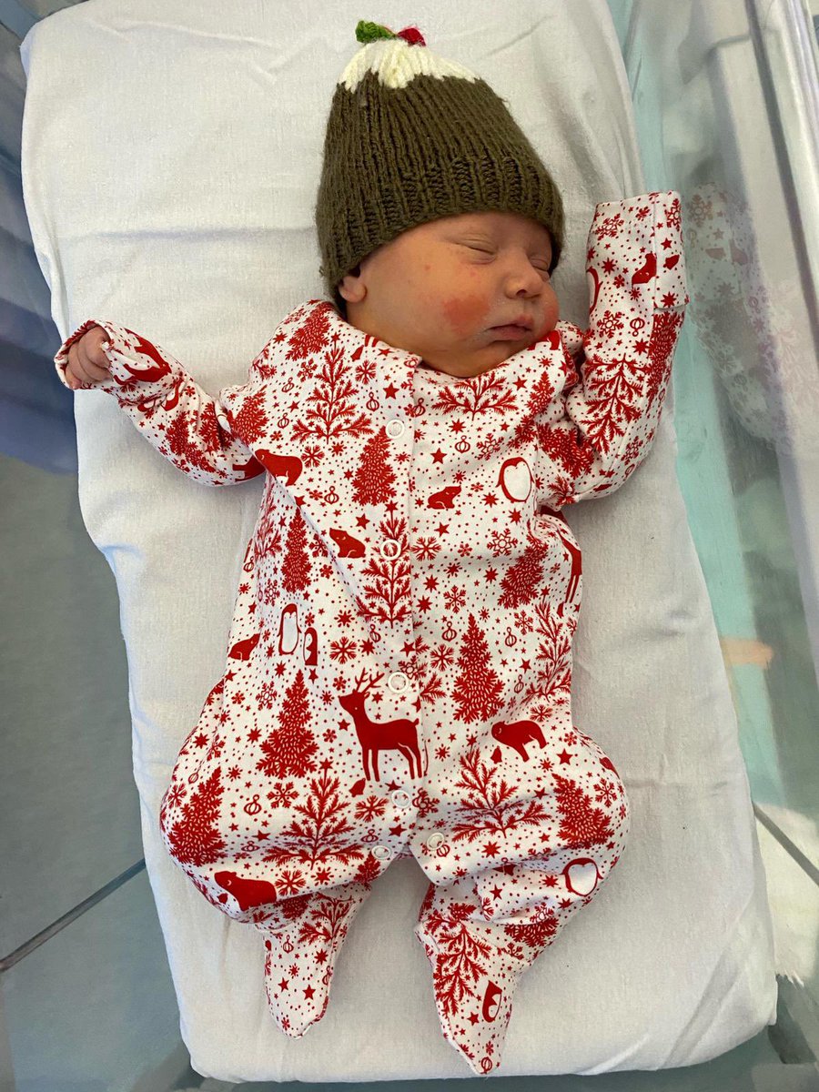 Eric Albert Greaves, 8.5 lbs, 20.12.20. Kate has done an unbelievable job. Very proud Dad 😄