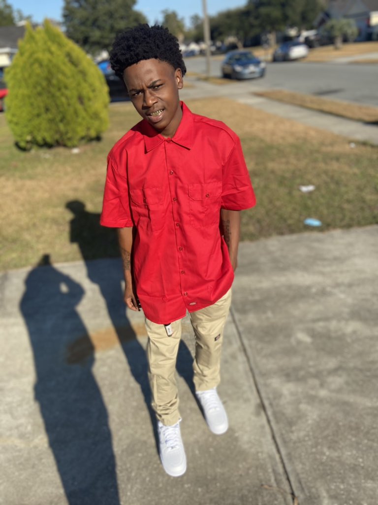 yfnshine's tweet photo. Just gonna let this sit ❤️🎒 https://t.co/oRrVIqT0tU