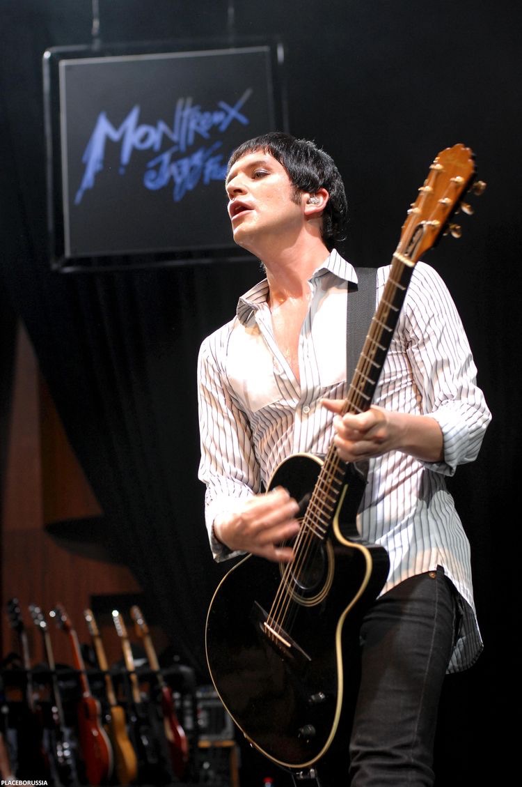 brian molko every hour (@oh_god_molko) on Twitter photo 