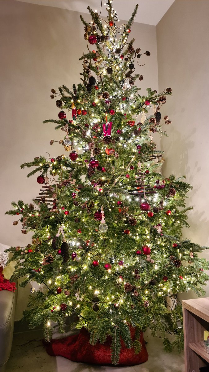 PowerHasheur's tweet photo. Joyeux Noël à tous🌲

J'aimerai vous dire que je déconnecte un peu mais.. entre la volatilité du marché, l'ébullition des projets qui se développent, la régulation 🇨🇵 et nos boîtes qui clôturent 2020.. c'est la folie + que jamais 😛 (et j'adore ça).

Prenez soin de vous. #bitcoin https://t.co/SOTnTnix7T