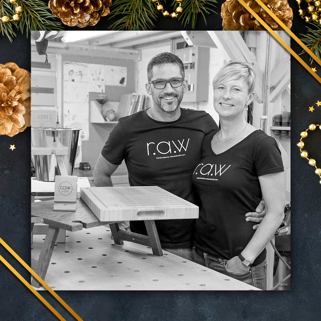 RaWoodcraft's tweet photo. We hope your holiday season is full of peace, joy, &amp; happiness from R.A Woodcraft
#RAWWood #rawwoodcraft #rawoodcraft #environmentallyfriendly ⁣#festive #Christmas #ChristmasSpirit  #ChristmasCheer #ChristmasMood #ChristmasMagic #ChristmasLove #ChristmasVibes #ChristmasStory https://t.co/Wck9Z3ppCF