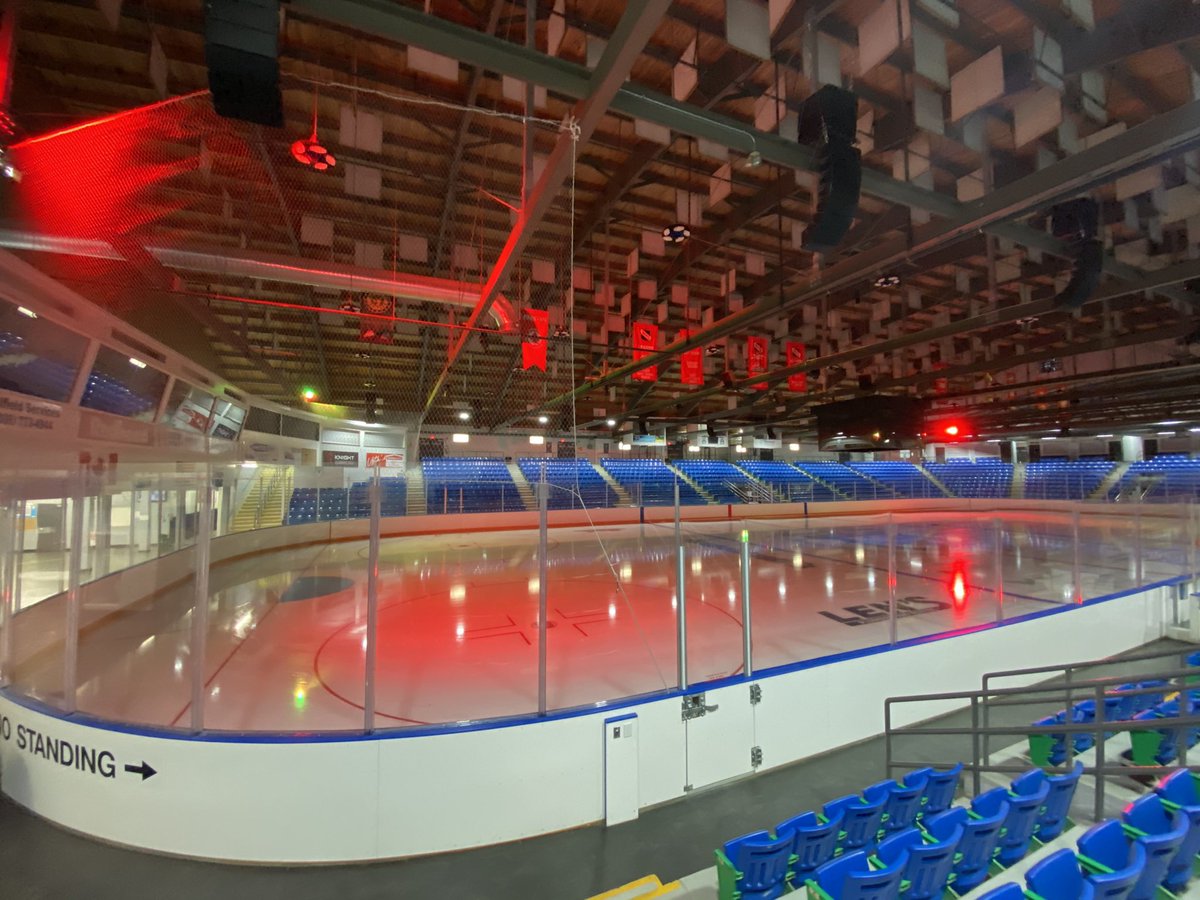 SCBroncos's tweet photo. Merry Christmas from the Swift Current Broncos. Our inevitable time back together will be that much more special after all this time apart. https://t.co/DuclyHutqo