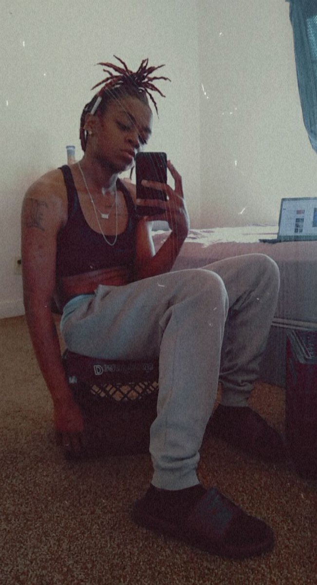 youngLean247 tweet picture