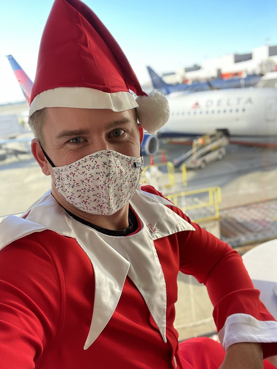 The final donations for this years #AndrewTheElf Flight for <a href="/StJude/">St. Jude</a> on <a href="/Delta/">Delta</a> have been deposited! This years fundraiser raised $15,006!!

This brings the total raised for St. Jude during these flight fundraisers to $95,885!!

THANK YOU &amp; MERRY CHRISTMAS!