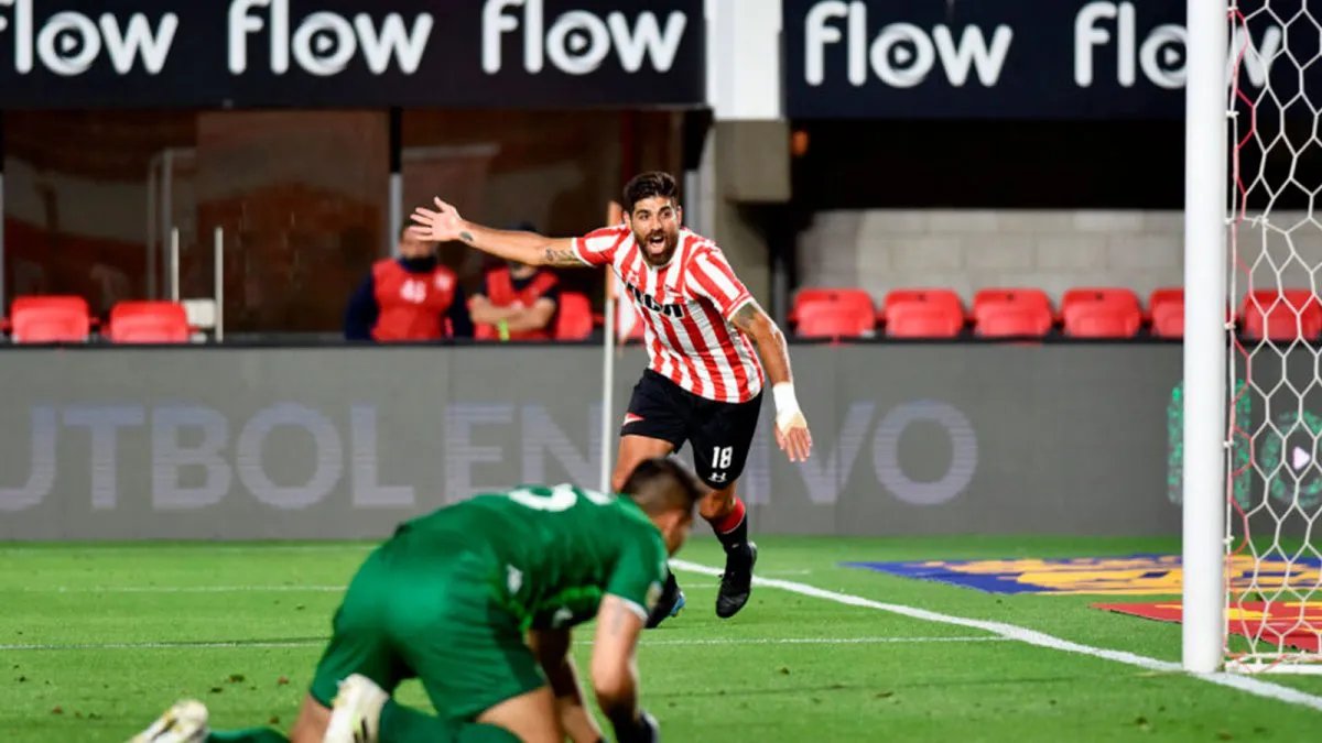 StatsFA's tweet photo. Leandro Diaz marca ante Racing por Copa Diego Maradona🏆 su 1er gol en Estudiantes en 8PJ en el club

Suma 30 goles en Primera:

Atletico Tucuman [17]
Lanus [4]
Sarmiento [4]
Atletico Rafaela [3]
Tigre [1]
Estudiantes [1] https://t.co/sbnXrx0YAP