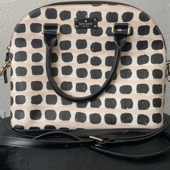 acm_fashion's tweet image. So good I had to share! Check out all the items I&apos;m loving on @Poshmarkapp #poshmark #fashion #style #shopmycloset #katespade: posh.mk/bRvWwCu0tcb