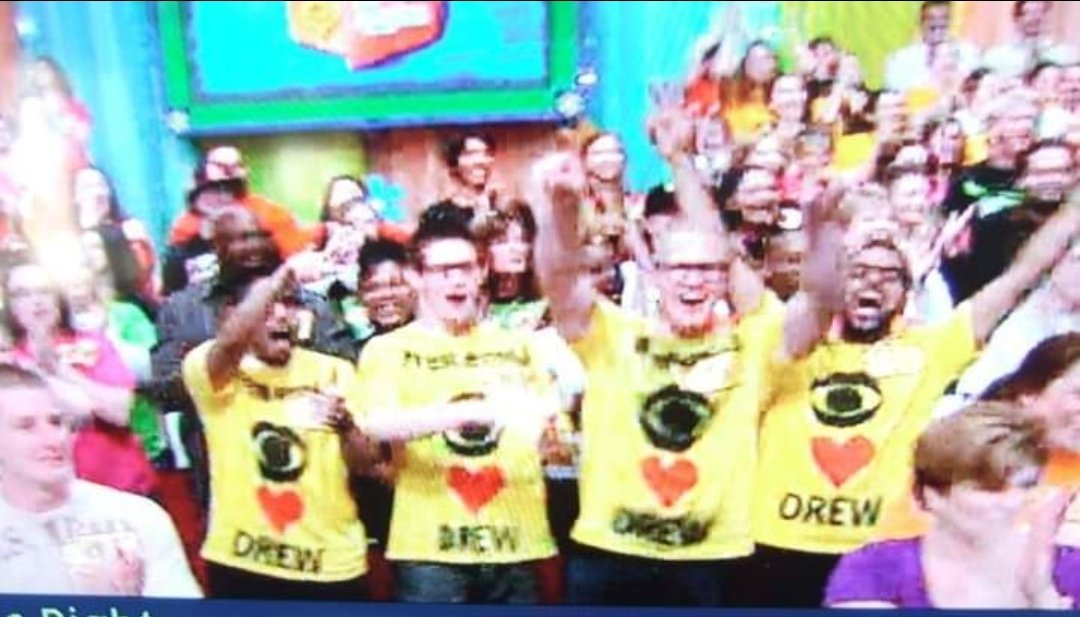 DrDangles87's tweet photo. #ThrowbackThrowbackThursday to when we first went on the @PriceIsRight and were front row with my boy who looked like @DrewFromTV LOL https://t.co/VZIoSUoTvb