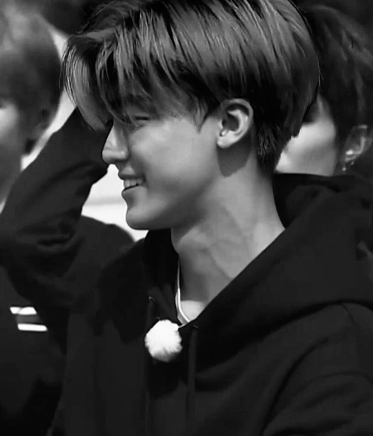 mhasand's tweet image. ยิ่งโต ยิ่งผัว