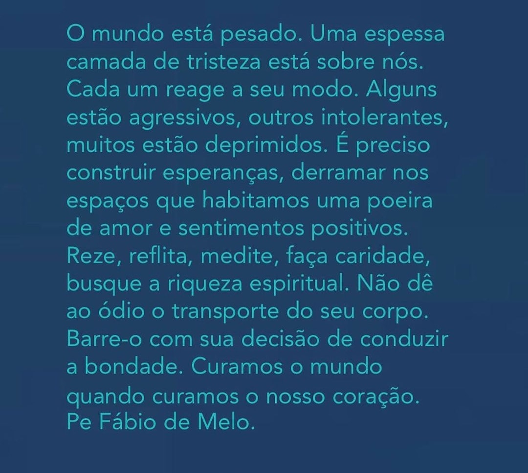 criskiukiu's tweet photo. Feliz natal!!+ https://t.co/PVGVGzFK0u