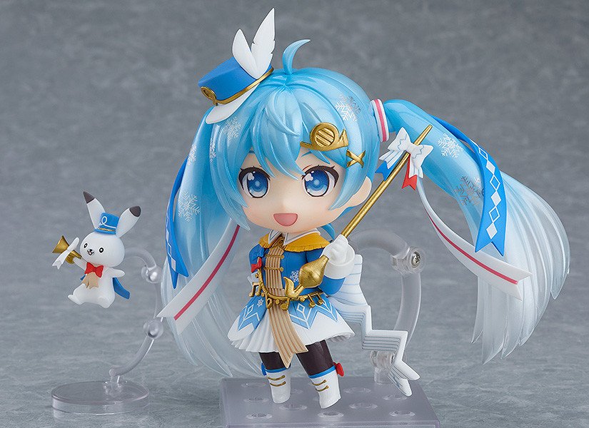 now we move on to this years snow miku 2020! i really like this one aswell shes so cool!!