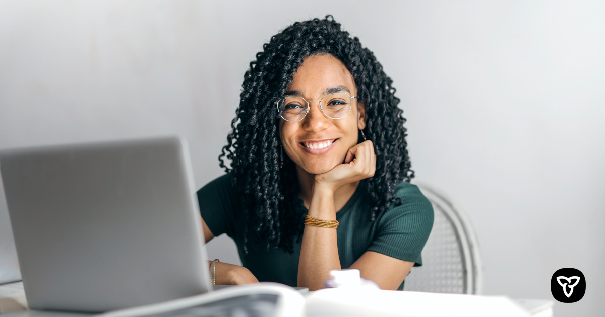 AinesON's tweet photo. Aidez les aînés à rester connectés et en sécurité pour les Fêtes. @cyberseniors forme de jeunes gens pour qu’ils enseignent aux aînés de façon personnalisée afin de les aider à acquérir des compétences techniques : https://t.co/YdzxrGok7F @SparkOntario  #RestezConnectés https://t.co/f4XORXNFuJ