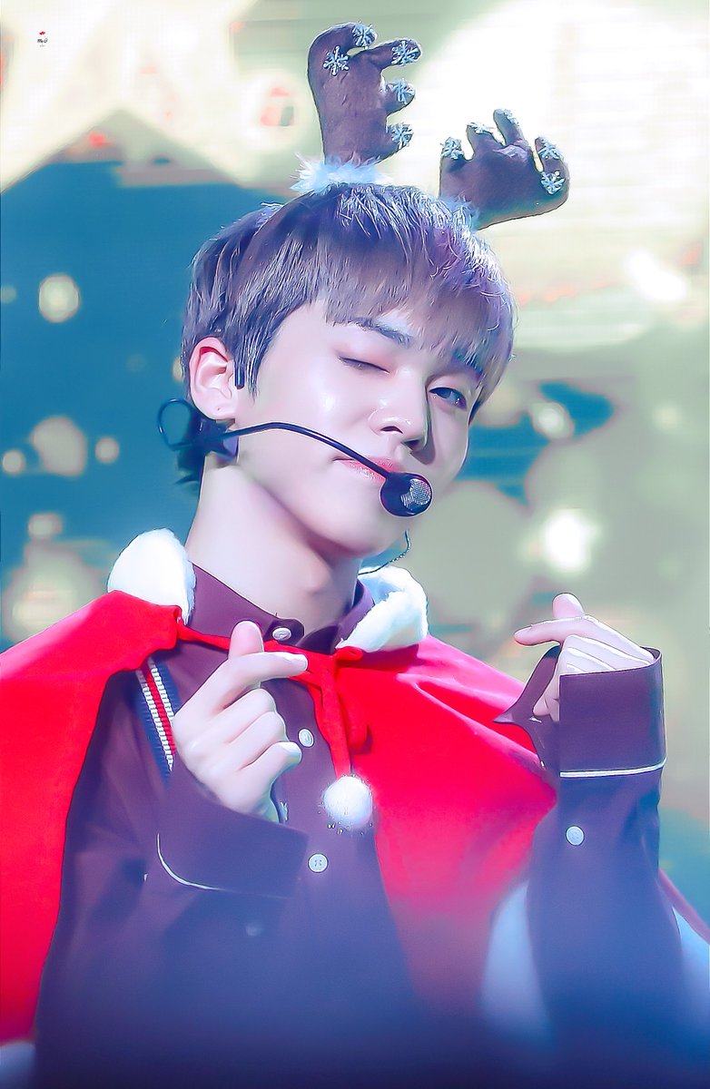 ME_U_ONF's tweet photo. 191225 🎈

𝙈𝙚𝙧𝙧𝙮 𝘾𝙝𝙧𝙞𝙨𝙩𝙢𝙖𝙨 𝙔𝙪𝙩𝙤💚

#Ü토 #U #YUTO #水口裕斗 #유 #유토 #ONF #ONOFF #온앤오프 @WM_ONOFF https://t.co/93DPaXUZdj