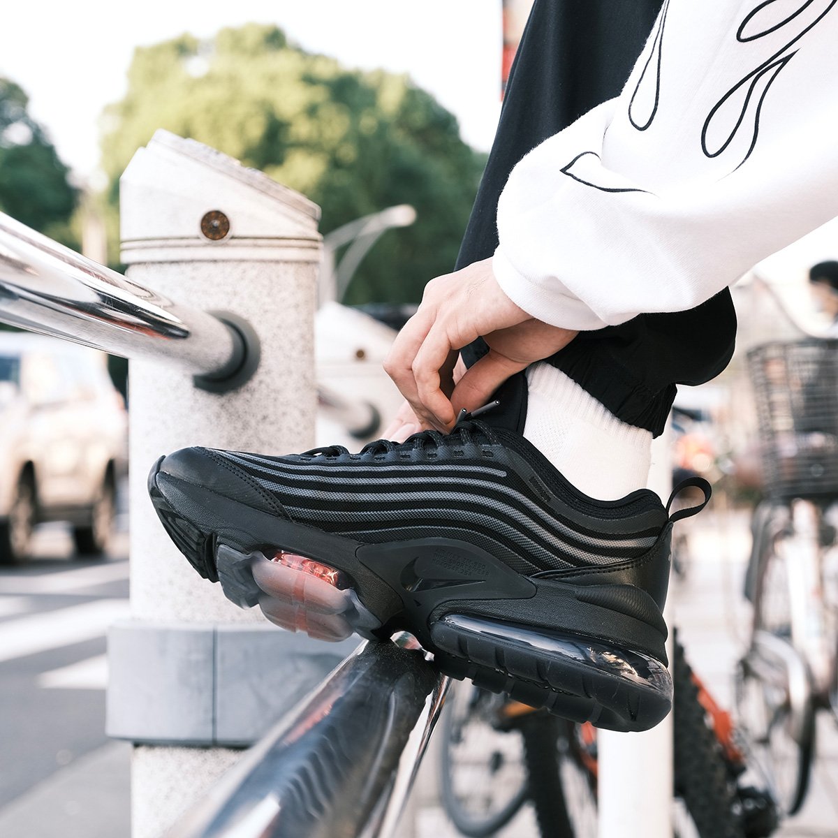 nike zm950 on feet