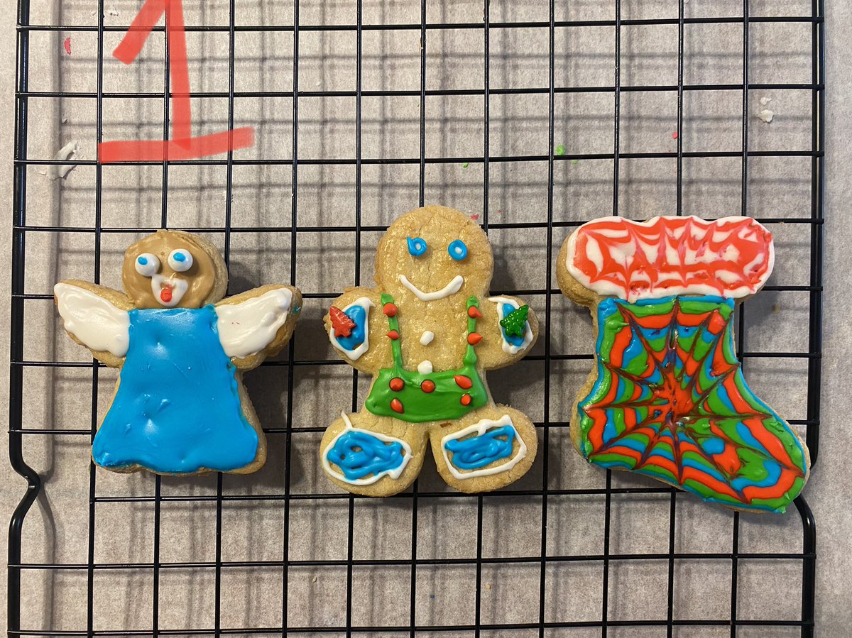 samurai0208's tweet photo. ATTENTION!!!!!!!
We need help deciding who the master cookie decorator is!!! Please look through the picture and comment below your favorite by the number in the picture!! I will share who the winner is tomorrow!! 
Merry Christmas!!! 🎄Share this post to spread holiday cheer!! https://t.co/NPiDFnx2Lb