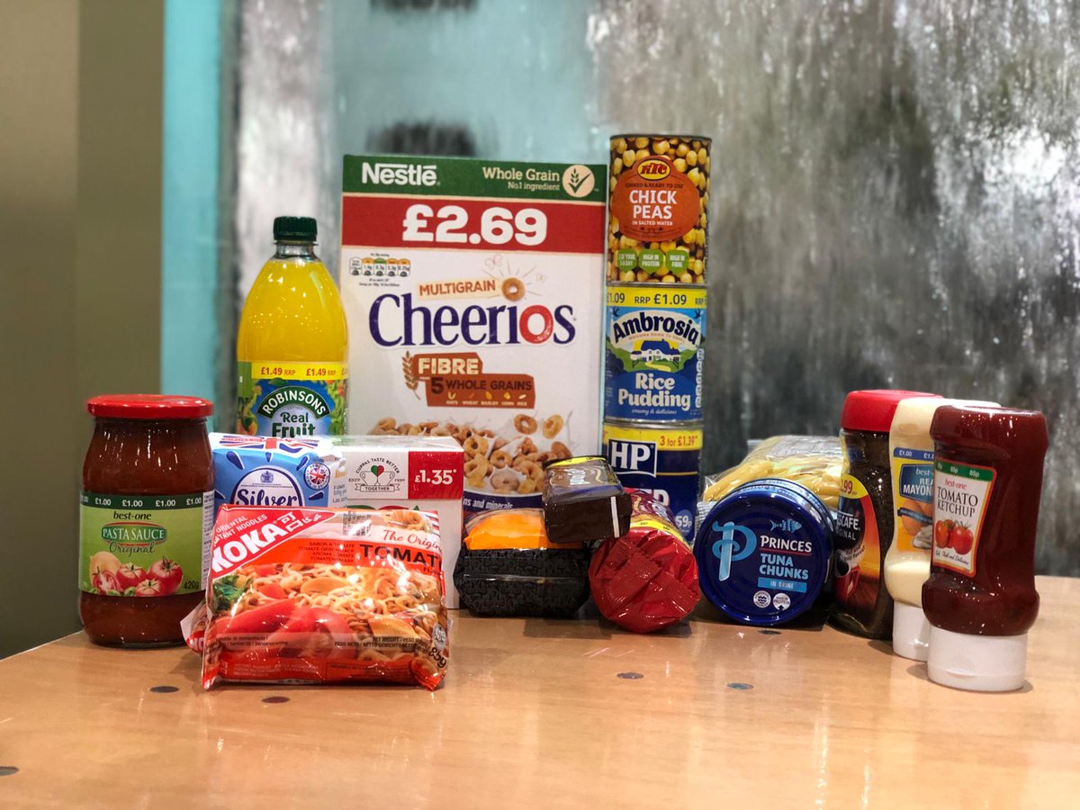 CILuton's tweet photo. Week 2 and a busy Christmas Eve, delivering food parcels to  those in need, in our community.

This week we have supported 32 families and 30 individuals. 

Have a safe festive season, from all of us at CIL 

#FoodParcels #supportinglocalneeds #individuals #families https://t.co/O91VzQO9Ci