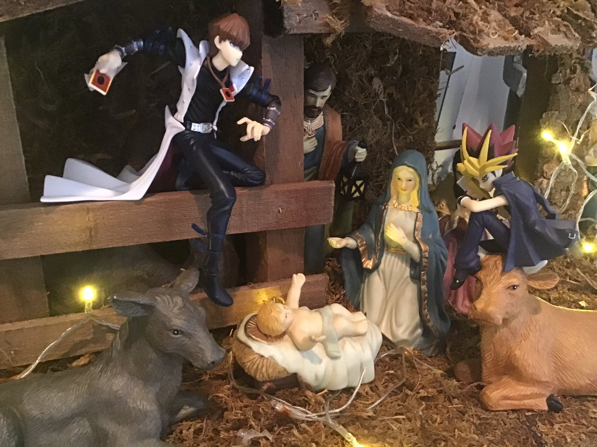 yugi_n0's tweet photo. blessed be our Lord and Savior to be visited by two angels and be declared a Gamer ™ https://t.co/lUHPp7veG3