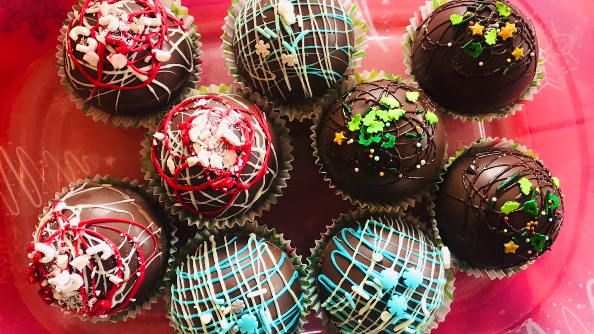 Just finished my first batch of hot chocolate bombs. Really enjoying having some much needed time off to try some fun new things like this!
#Christmas #hotcocoa
