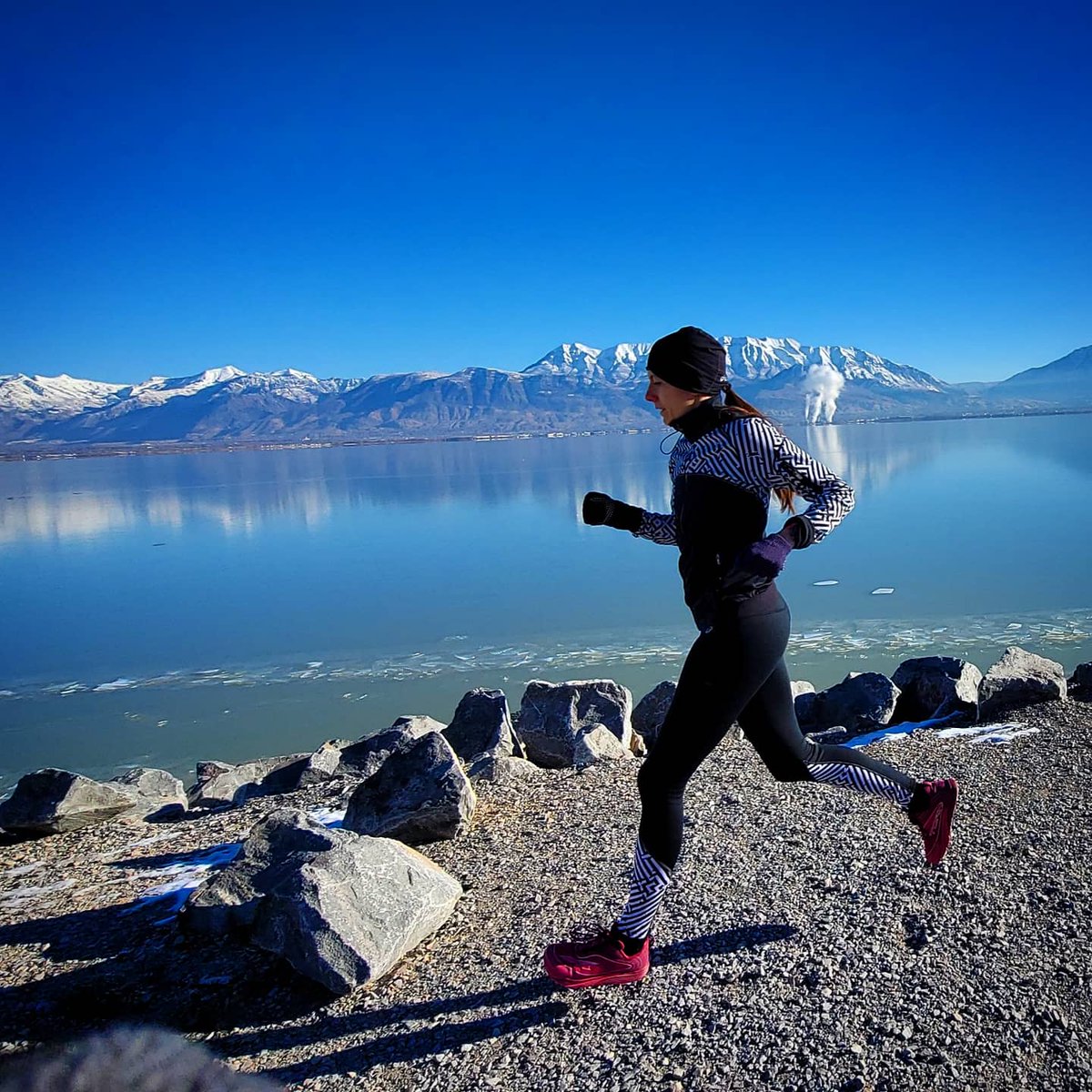 TheAvgJoeRun's tweet photo. Beautiful winter run on Christmas Eve!

#merrychristmas #christmasrun #utahlake #couplerun #running #runner #runnersofinstagram #instarunners #saratogalife #lifesjustbetterhere #lovemycity https://t.co/EHhnEsChqh