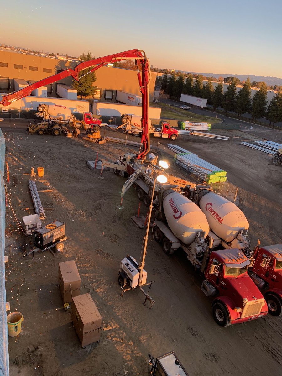 Joe_Pankow's tweet photo. The Pankow Concrete Team at 1951 Harbor Bay Parkway completed their first deck pour this week. Great work meeting the schedule and getting the pour in as an early Christmas present! Keep up the great work! https://t.co/E8FmeSY2p3