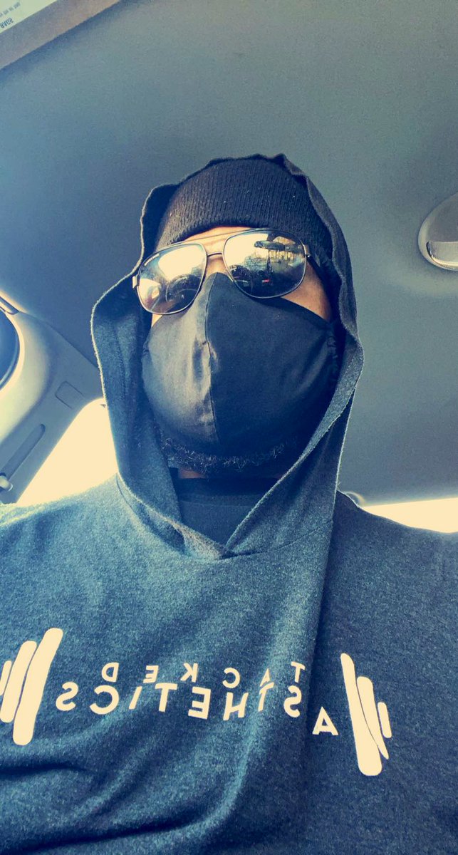 Z3Westmo's tweet photo. This makes going out in public bearable. https://t.co/SFKSljiJkH
