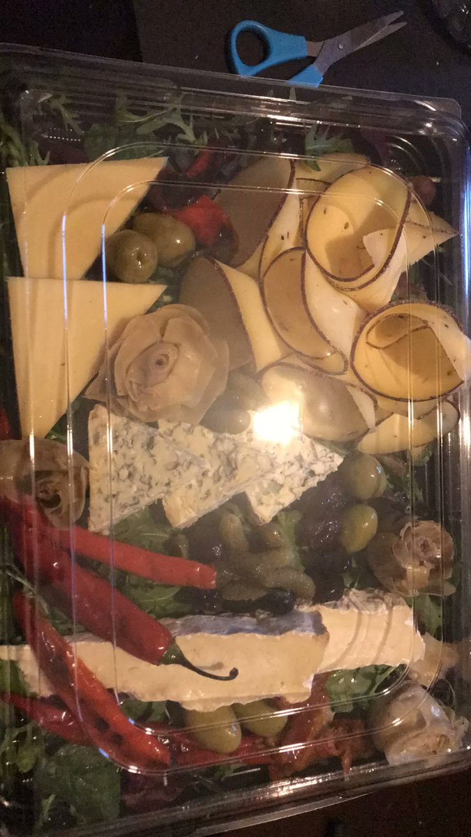 So Much Thanks +💚 <a href="/BStreetDeliLDN/">B Street Deli</a> An amazing Xmas eve cheese platter delivered on behalf of a Manchester  mum who's missing her beautiful daughter.... And all within 30 mins😍.... What  truly brilliant service!